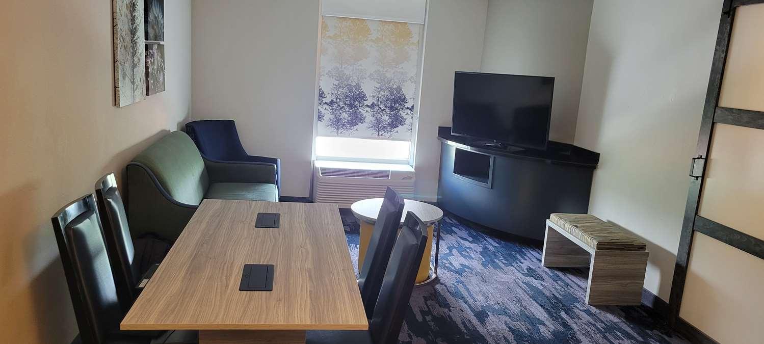 Best Western Plus Beckley Inn Экстерьер фото