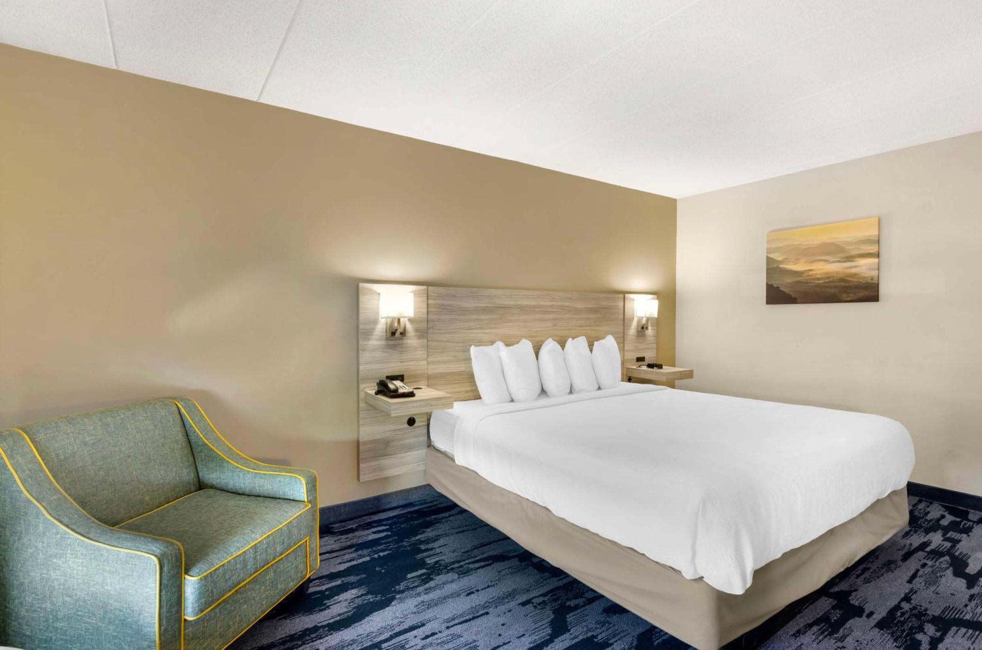 Best Western Plus Beckley Inn Экстерьер фото